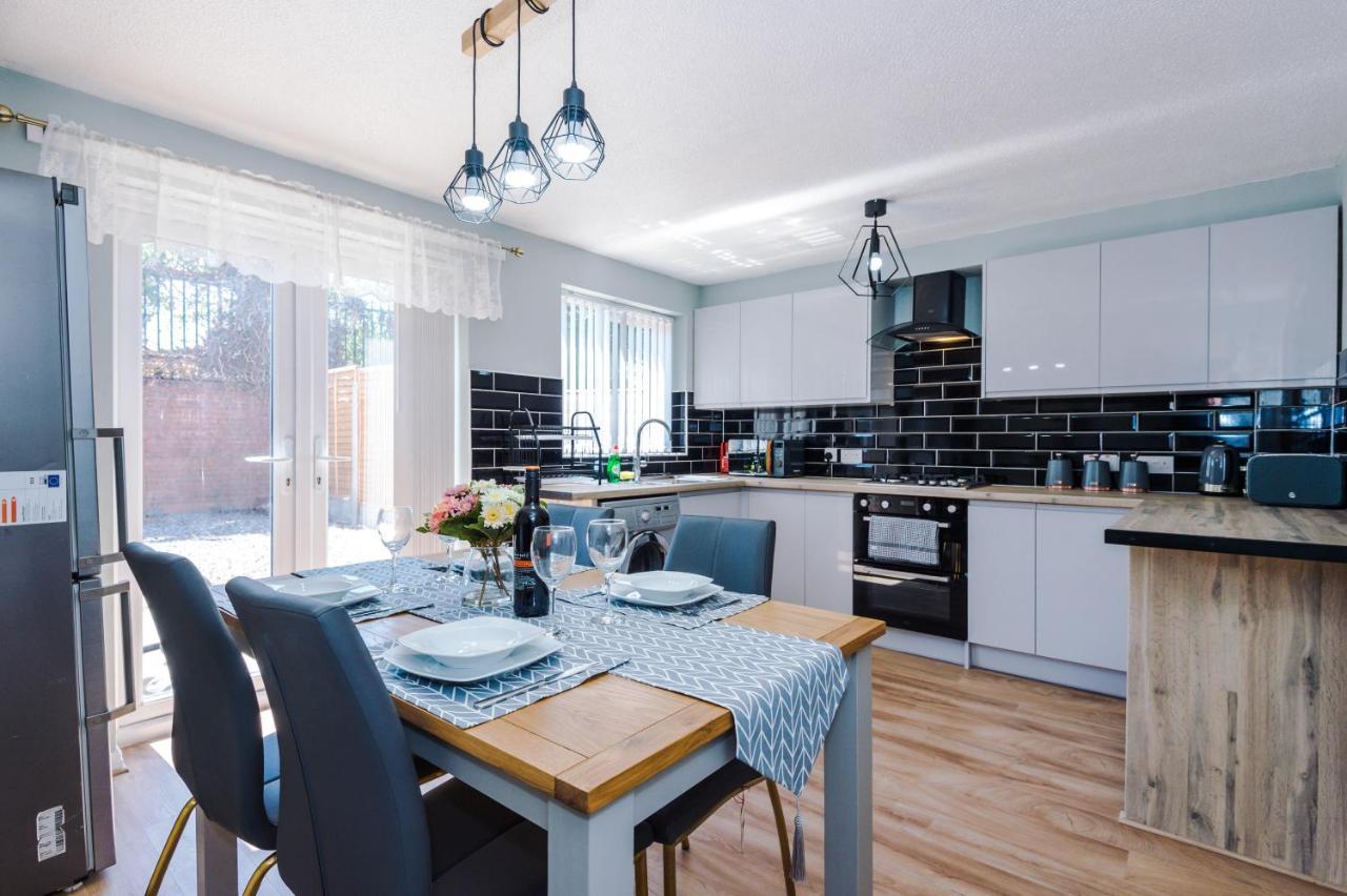 Stylish 4 Bedroom Home Close To Manchester City Centre Kültér fotó
